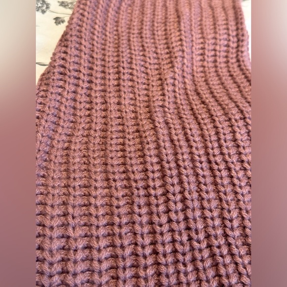 FASHION NOVA SCOOP NECK FLARE SLEEVE KNIT SWEATER - Picture 4 of 4